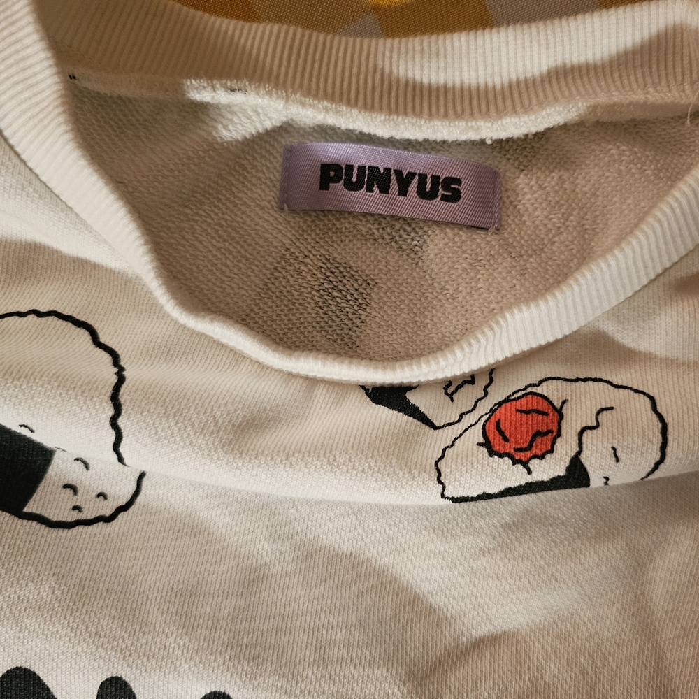 Onigiri Graphic Sweatshirt - Picture 3 of 3